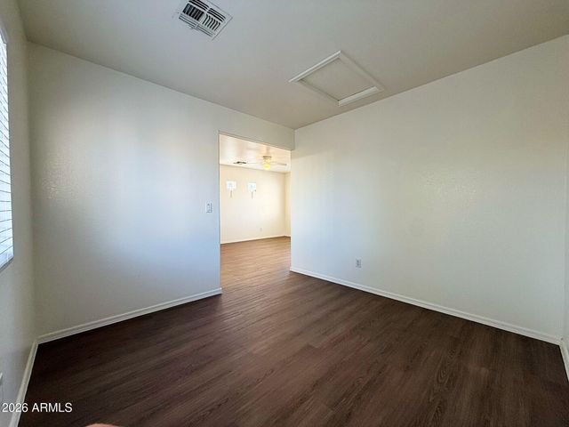 8431 W HUGHES Drive, Tolleson, AZ 85353