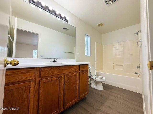 8431 W HUGHES Drive, Tolleson, AZ 85353