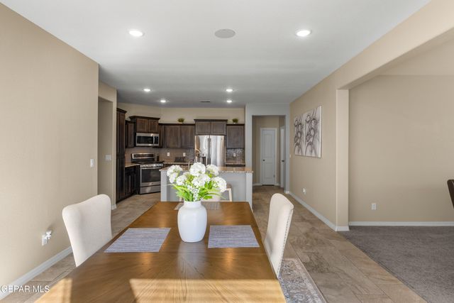 232 GOLDEN RISE, El Paso, TX 79928