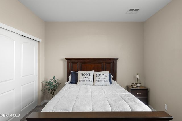 232 GOLDEN RISE, El Paso, TX 79928