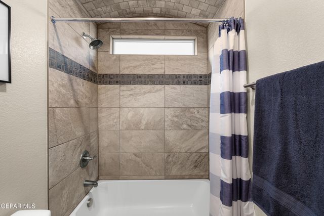 232 GOLDEN RISE, El Paso, TX 79928