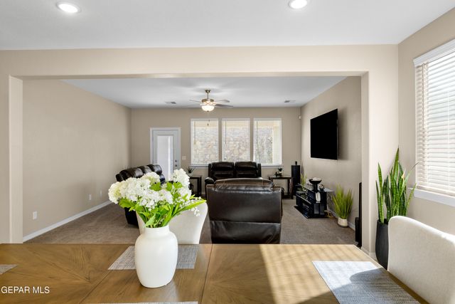 232 GOLDEN RISE, El Paso, TX 79928