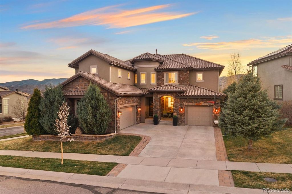 2257 S Juniper Street, Lakewood, CO 80228