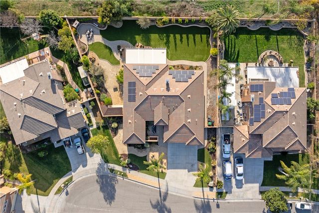 658 Barbre, Corona, CA 92879