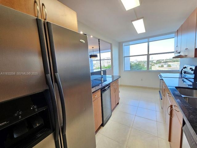 1300 NE Miami Gardens Dr 706E, Miami, FL 33179