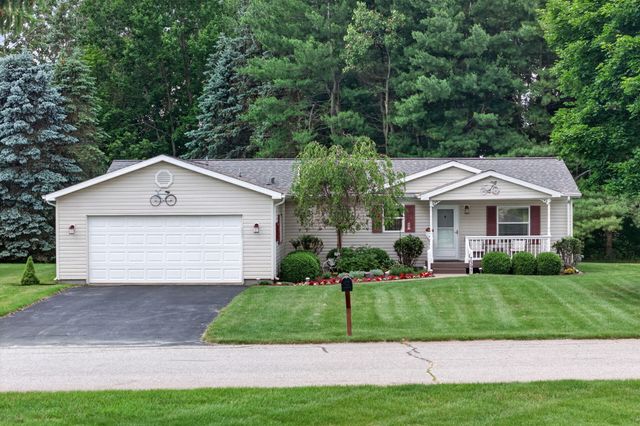 7597 Sunset Shores Drive, Morton Twp, MI 49346