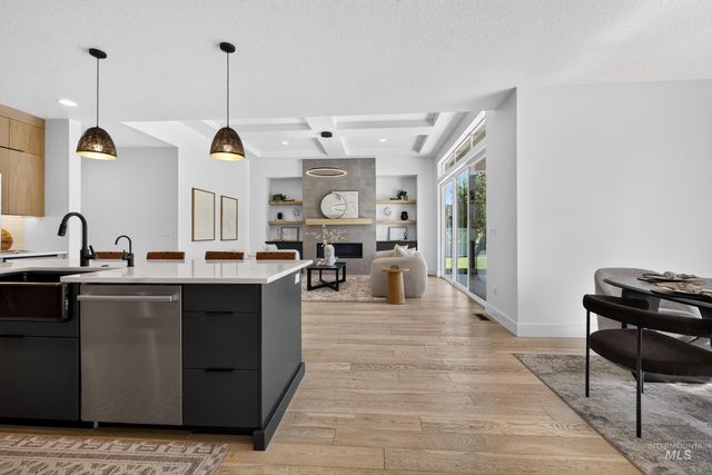 4083 E Awbrey St, Meridian, ID 83642