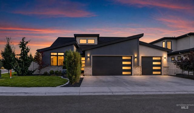 4083 E Awbrey St, Meridian, ID 83642