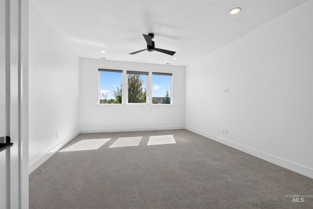 4083 E Awbrey St, Meridian, ID 83642