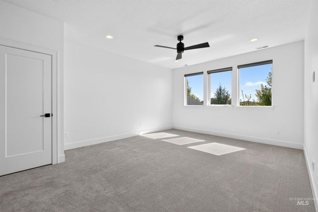 4083 E Awbrey St, Meridian, ID 83642