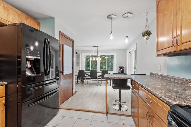 19 Tempo Drive, Danville, NH 03819