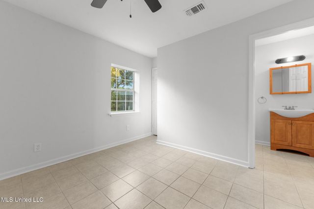 416 Shadowlawn Court, D'iberville, MS 39540