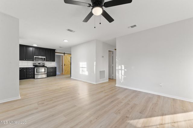 416 Shadowlawn Court, D'iberville, MS 39540