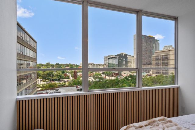 1800 Lavaca ST A613, Austin, TX 78701