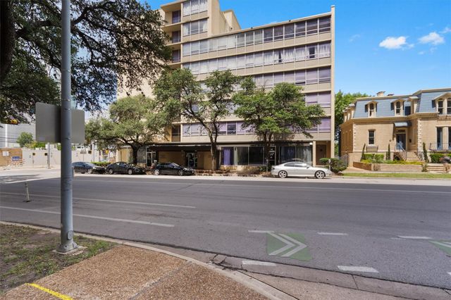 1800 Lavaca ST A613, Austin, TX 78701