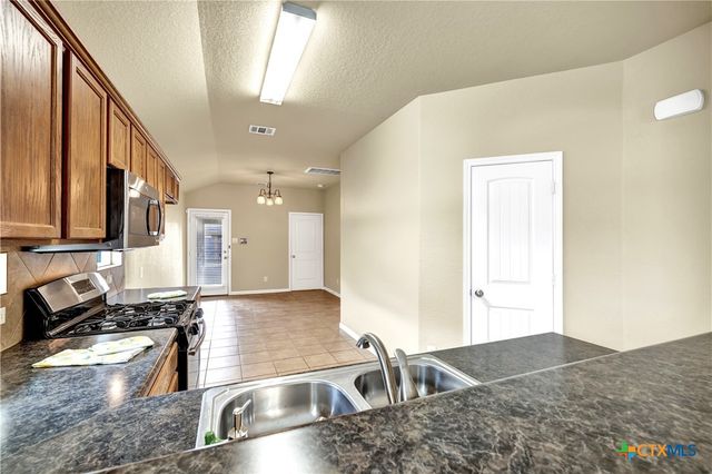 1048 Lilac Wind, New Braunfels, TX 78130