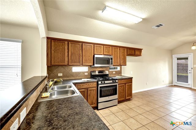 1048 Lilac Wind, New Braunfels, TX 78130