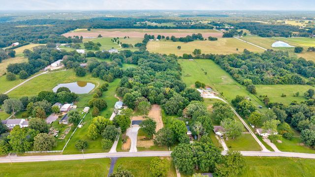 2418 S Farm Road 237, Rogersville, MO 65742
