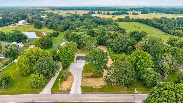 2418 S Farm Road 237, Rogersville, MO 65742