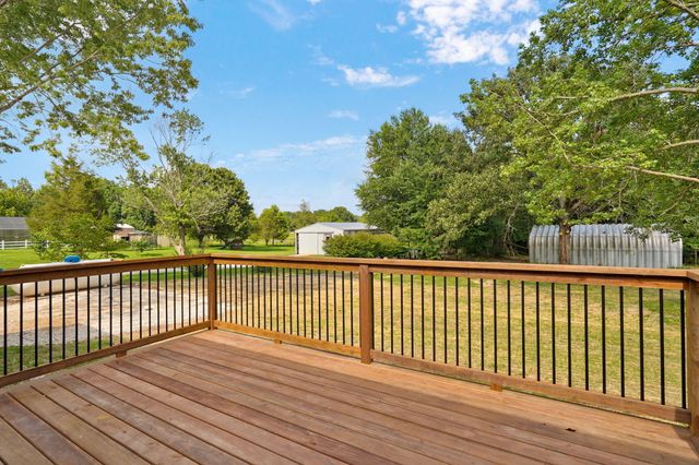 2418 S Farm Road 237, Rogersville, MO 65742