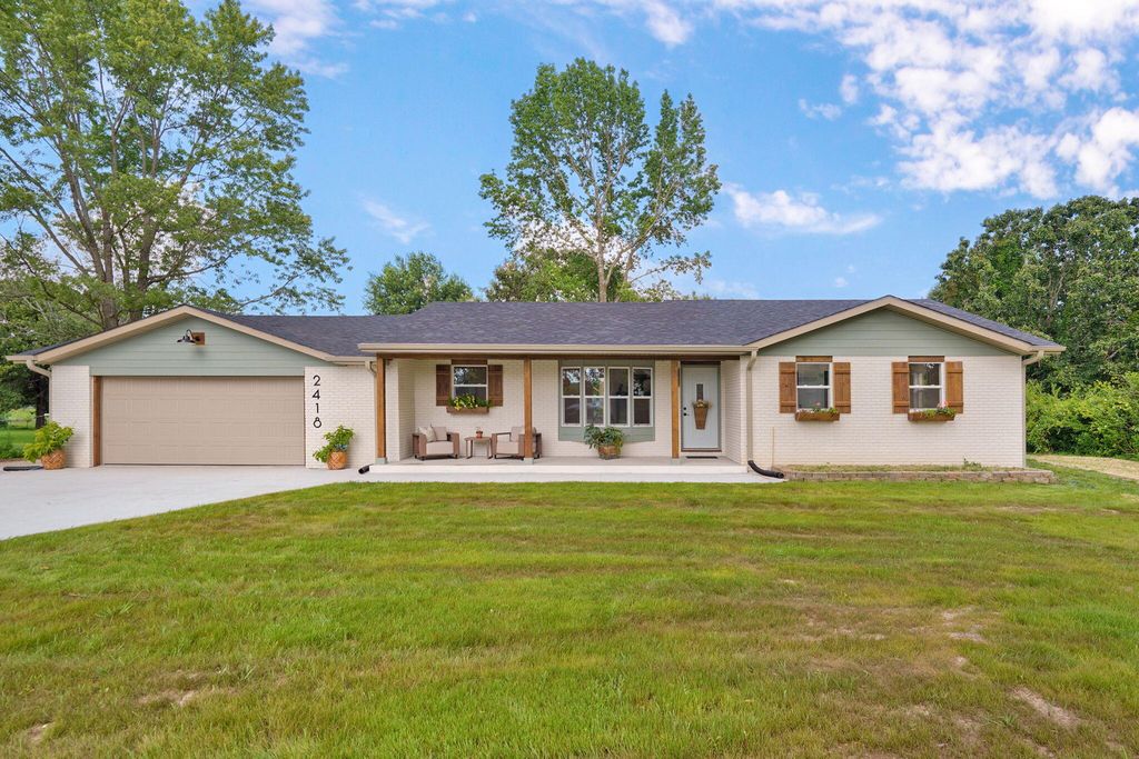 2418 S Farm Road 237, Rogersville, MO 65742
