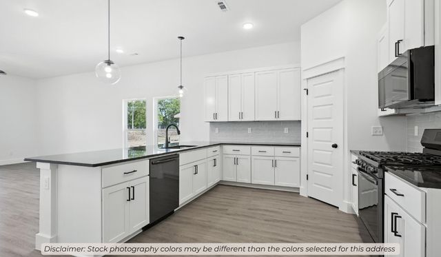 341 Legacy Lane, Prairie Grove, AR 72753
