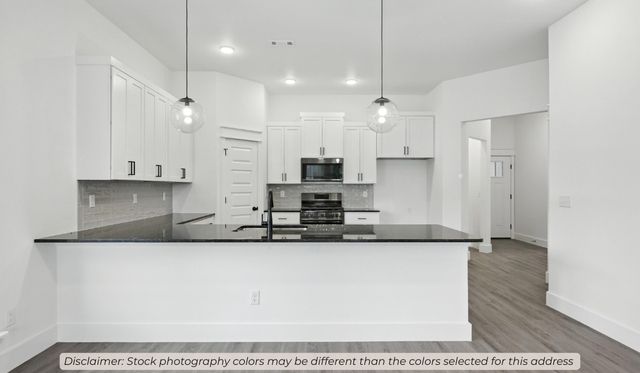 341 Legacy Lane, Prairie Grove, AR 72753