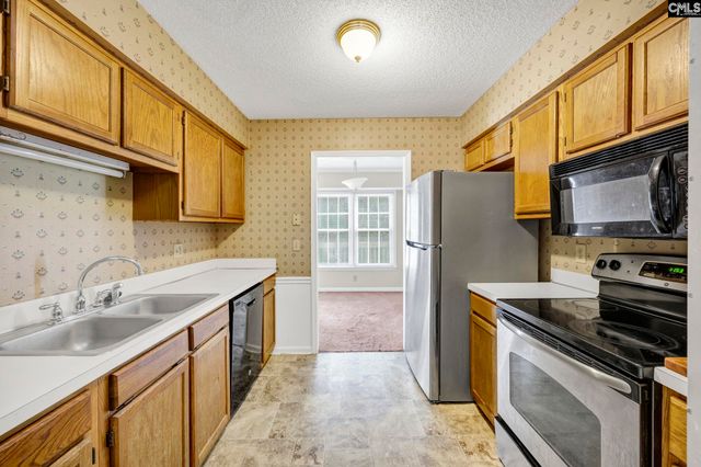 80 N Lake Pointe Drive, Columbia, SC 29229