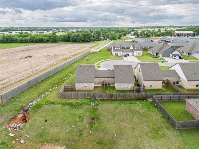 1644 Comice Drive, Newcastle, OK 73065