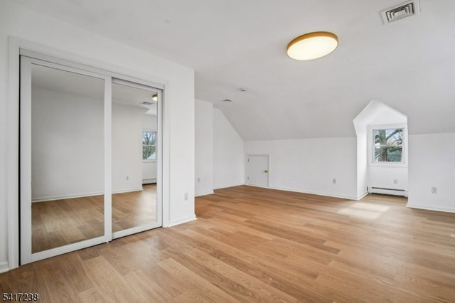 27 Hartshorn Ter, West Orange Twp., NJ 07052