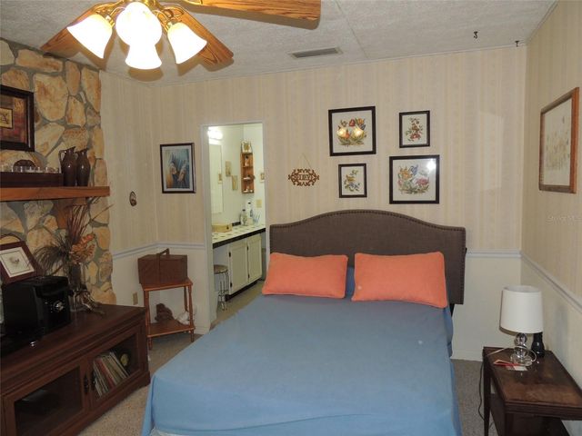 312 NE 2ND AVENUE, Williston, FL 32696