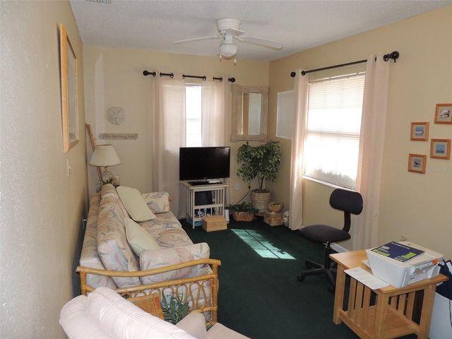 312 NE 2ND AVENUE, Williston, FL 32696