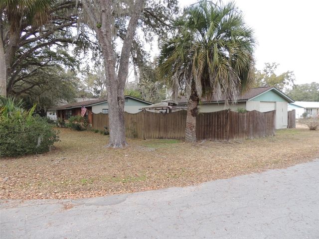 312 NE 2ND AVENUE, Williston, FL 32696