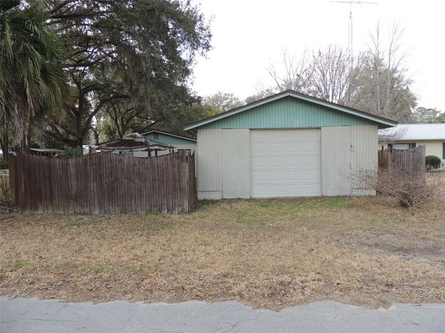 312 NE 2ND AVENUE, Williston, FL 32696