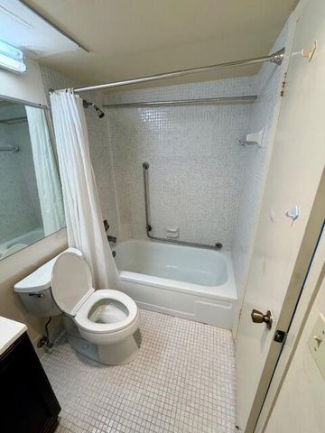 272 Dorset G, Boca Raton, FL 33434