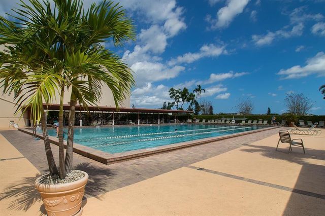 272 Dorset G, Boca Raton, FL 33434