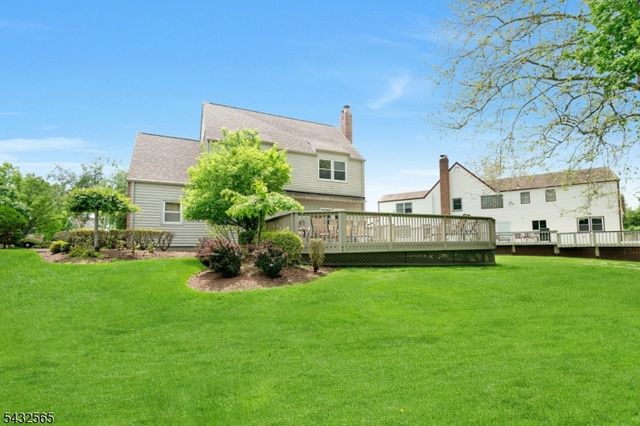 42 Cosgrove Ct, Fair Lawn Boro, NJ 07410