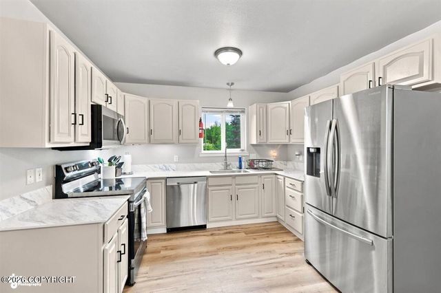 8250 W Swan Drive, Wasilla, AK 99623