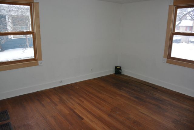 1109 S Genesee Drive, Lansing, MI 48915