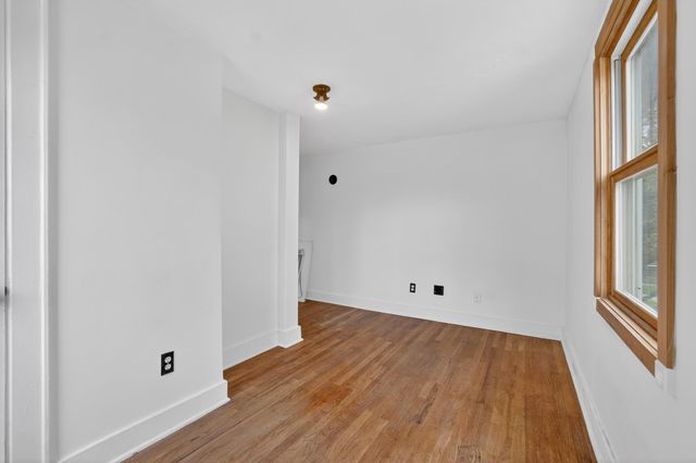 1109 S Genesee Drive, Lansing, MI 48915