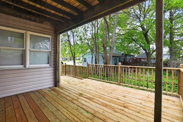 1109 S Genesee Drive, Lansing, MI 48915