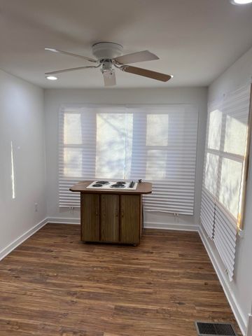 1109 S Genesee Drive, Lansing, MI 48915