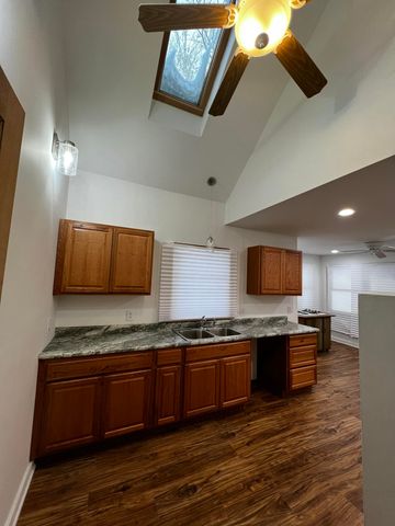 1109 S Genesee Drive, Lansing, MI 48915