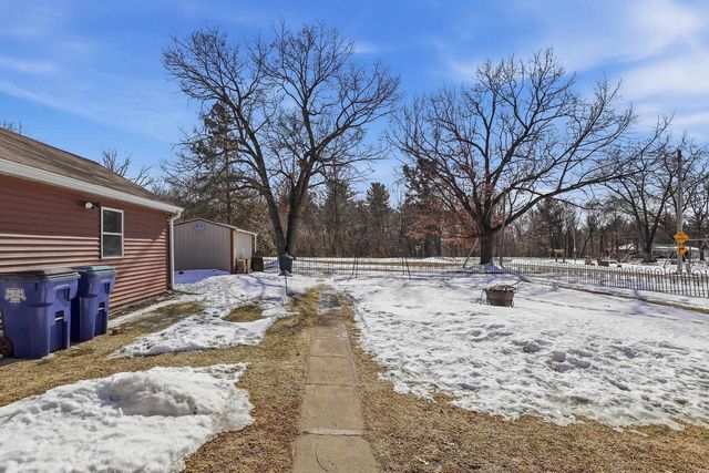 820 W FOURTH STREET, Mosinee, WI 54455