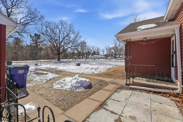 820 W FOURTH STREET, Mosinee, WI 54455