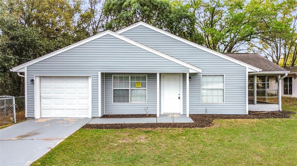 Image 1 of property listing at 20174 SW RAINBOW LAKES BOULEVARD, Dunnellon, FL 34431