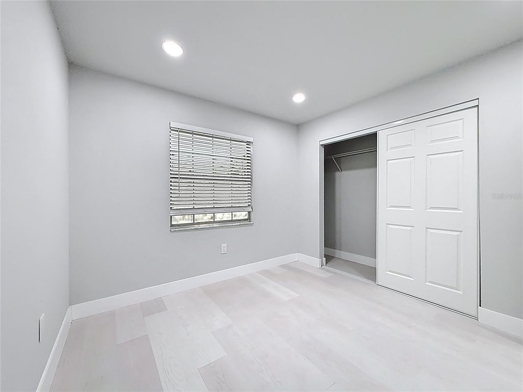 Image 19 of property listing at 20174 SW RAINBOW LAKES BOULEVARD, Dunnellon, FL 34431