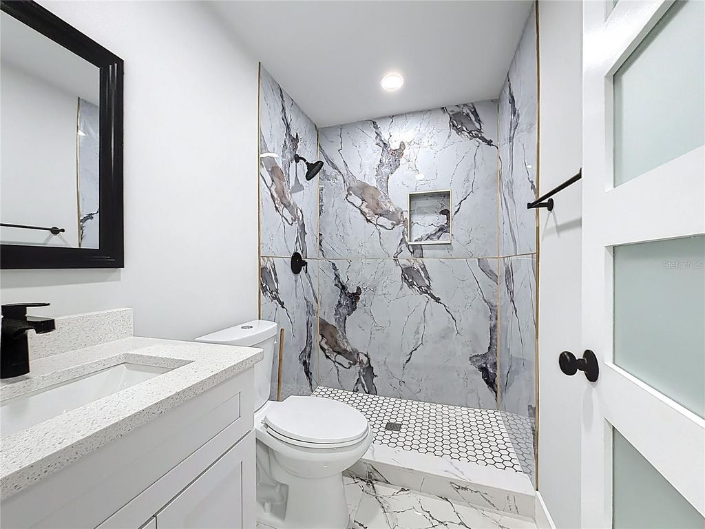 Image 27 of property listing at 20174 SW RAINBOW LAKES BOULEVARD, Dunnellon, FL 34431