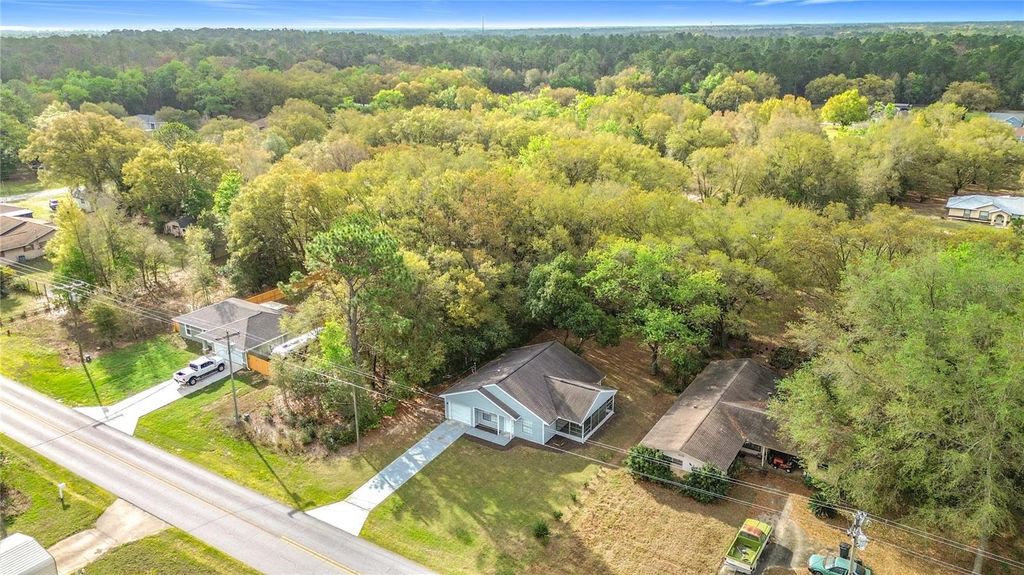 Image 41 of property listing at 20174 SW RAINBOW LAKES BOULEVARD, Dunnellon, FL 34431