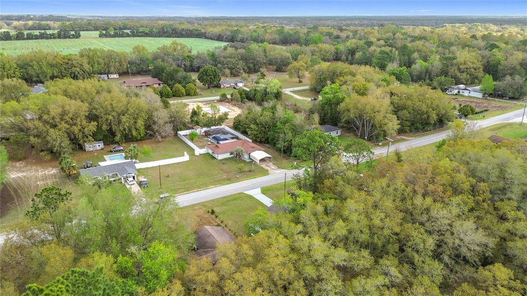 Image 46 of property listing at 20174 SW RAINBOW LAKES BOULEVARD, Dunnellon, FL 34431